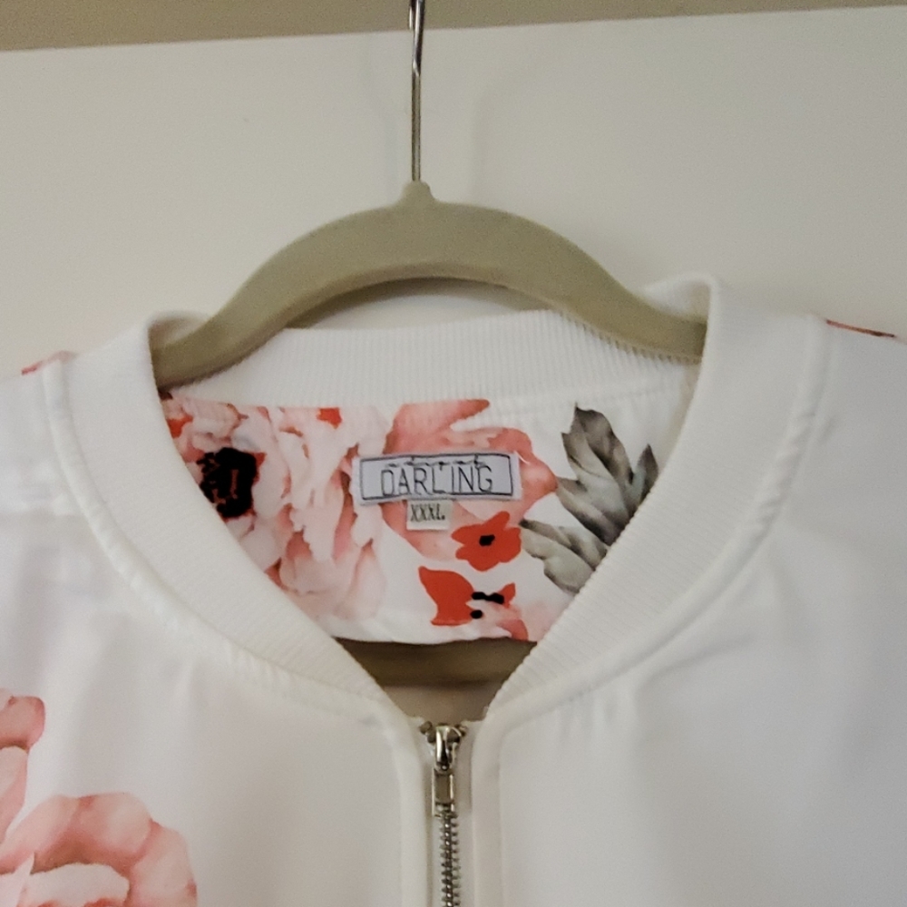 Lightweight Jacket - Picture 3 of 5